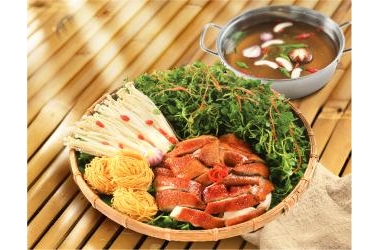 CHICKEN HOTPOT