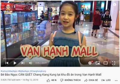 Bé Bảo Ngọc CÀN QUÉT Chang Kang Kung tại khu đồ ăn trong Vạn Hạnh Mall