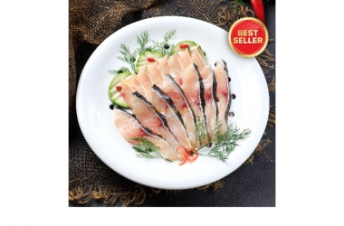 AMUR FISH STEAMED WITH LEEKS