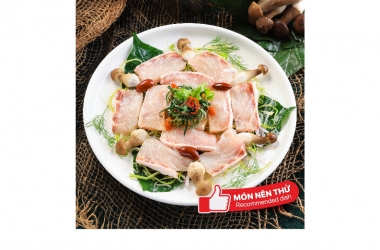 GIANT BARB WITH TERMITE MUSHROOM SAUCE