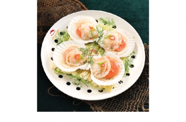 JAPANESE SCALLOPS WITH HERBAL SAUCE