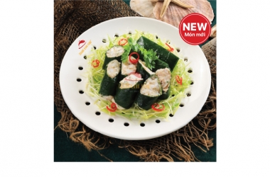 MINCED SQUID WRAPPED IN PIPER LOLOT LEAVES