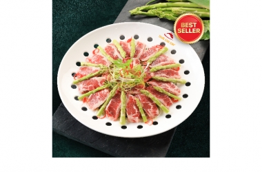 BEEF RIB FINGERS STEAMED WITH ASPARAGUS