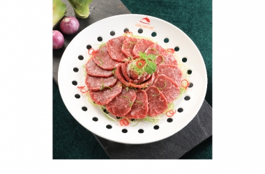 BEEF SHANK STEAMED WITH LEEKS